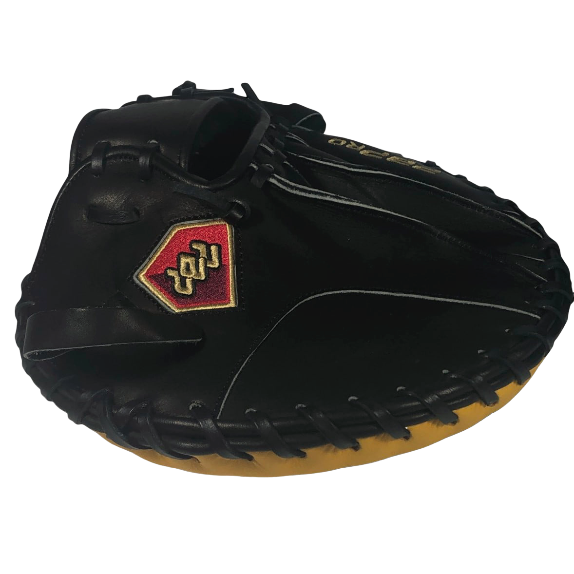 Salinas store baseball gloves